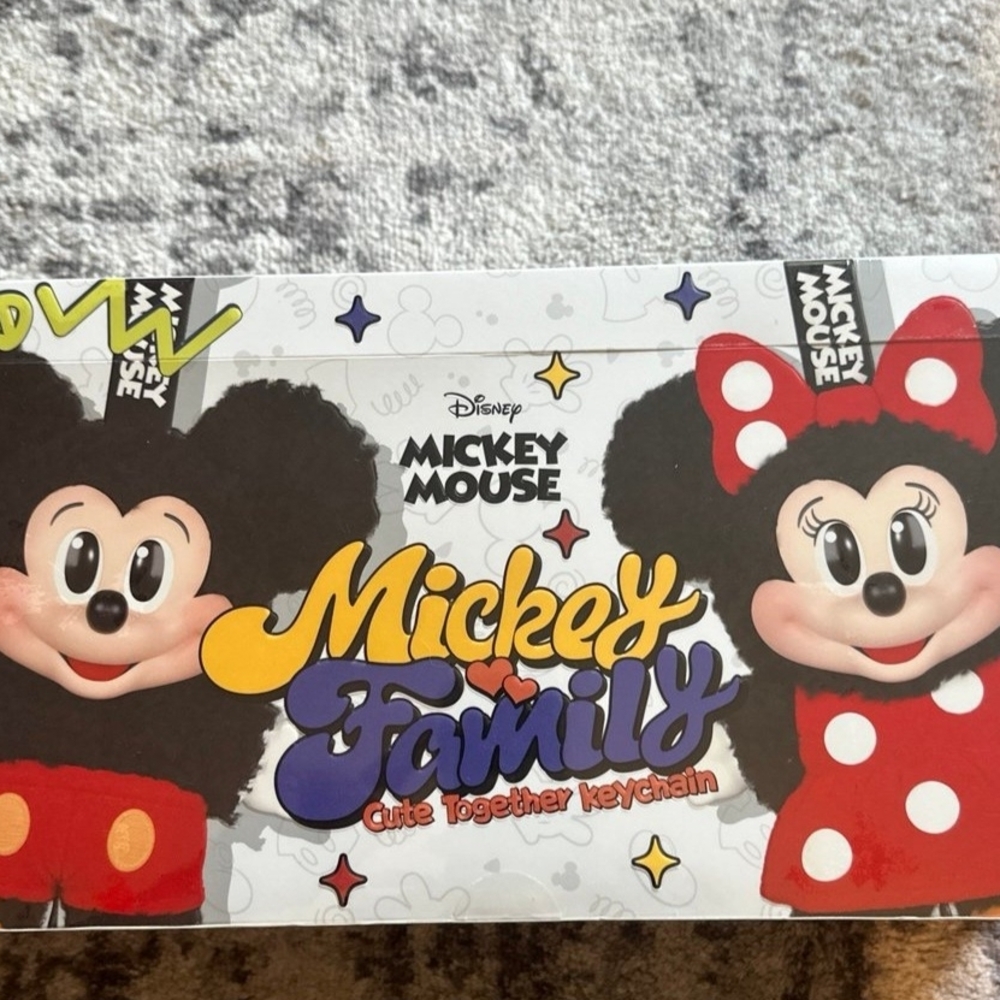 Mickey Family Cute Together Keychain (Pop Mart)